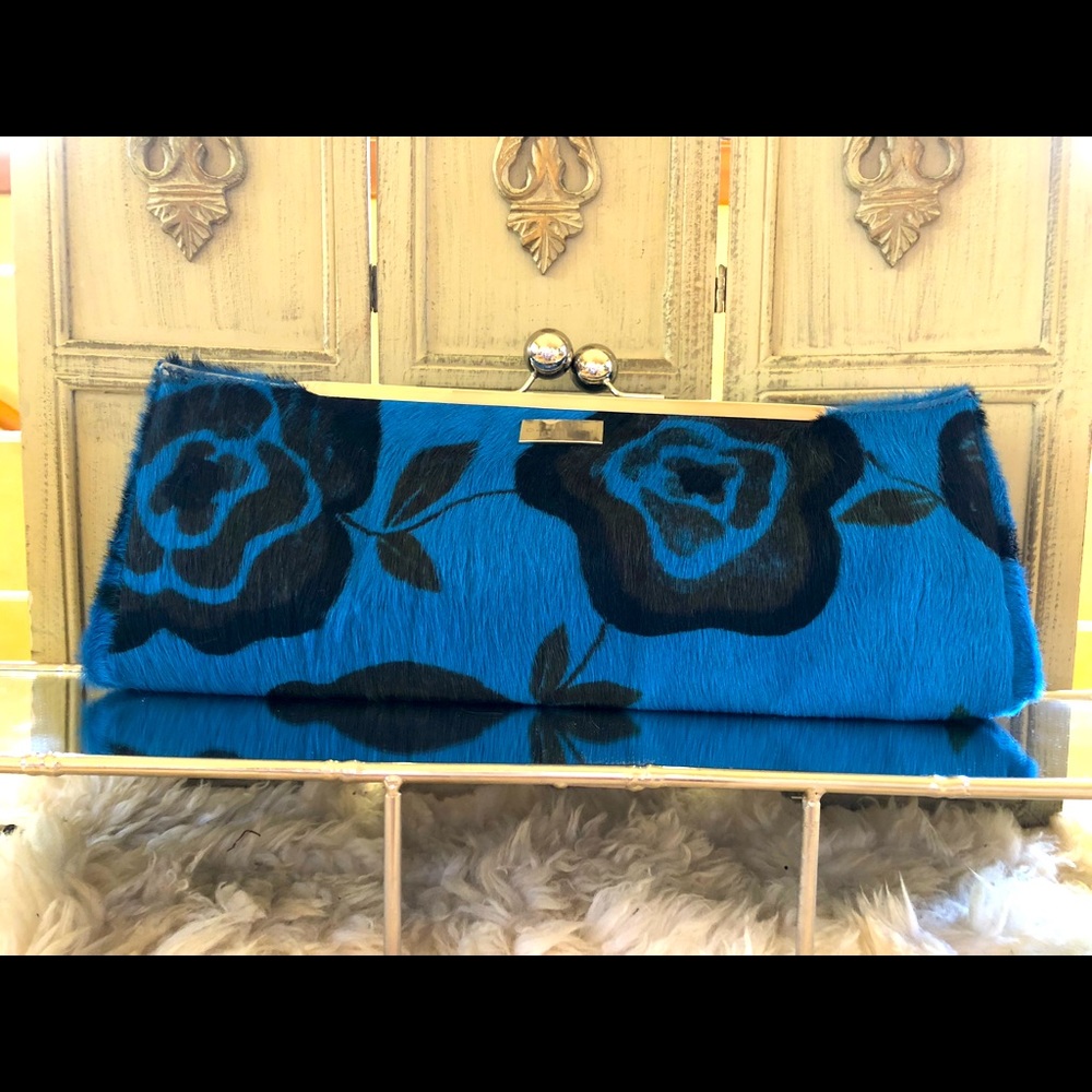 Dyed Genuine Cow Hyde w/ Fur Leather Hand Clutch